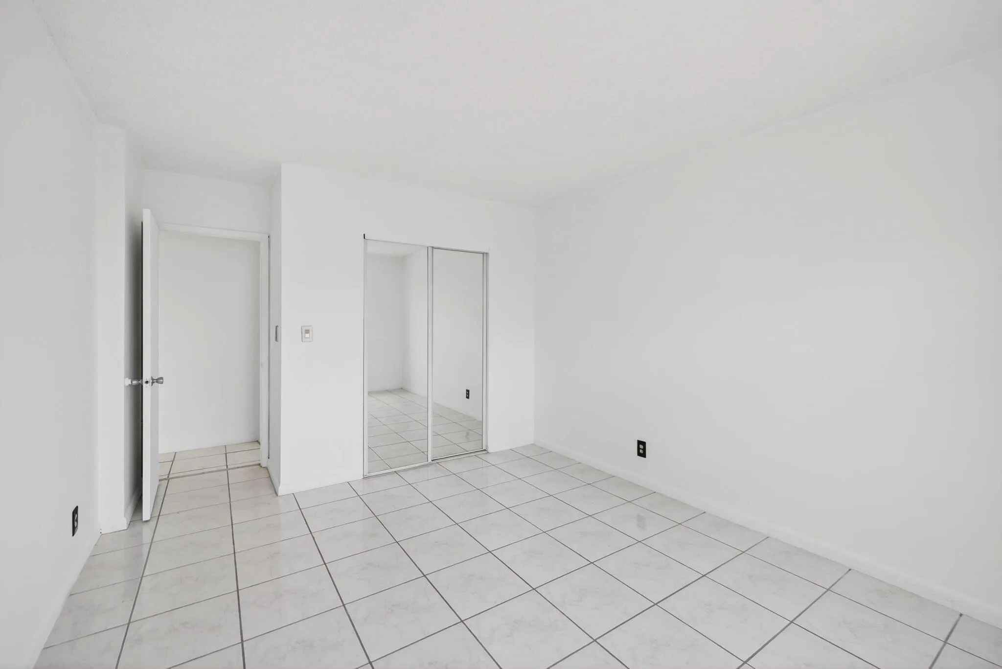 29-web-or-mls-699A4942