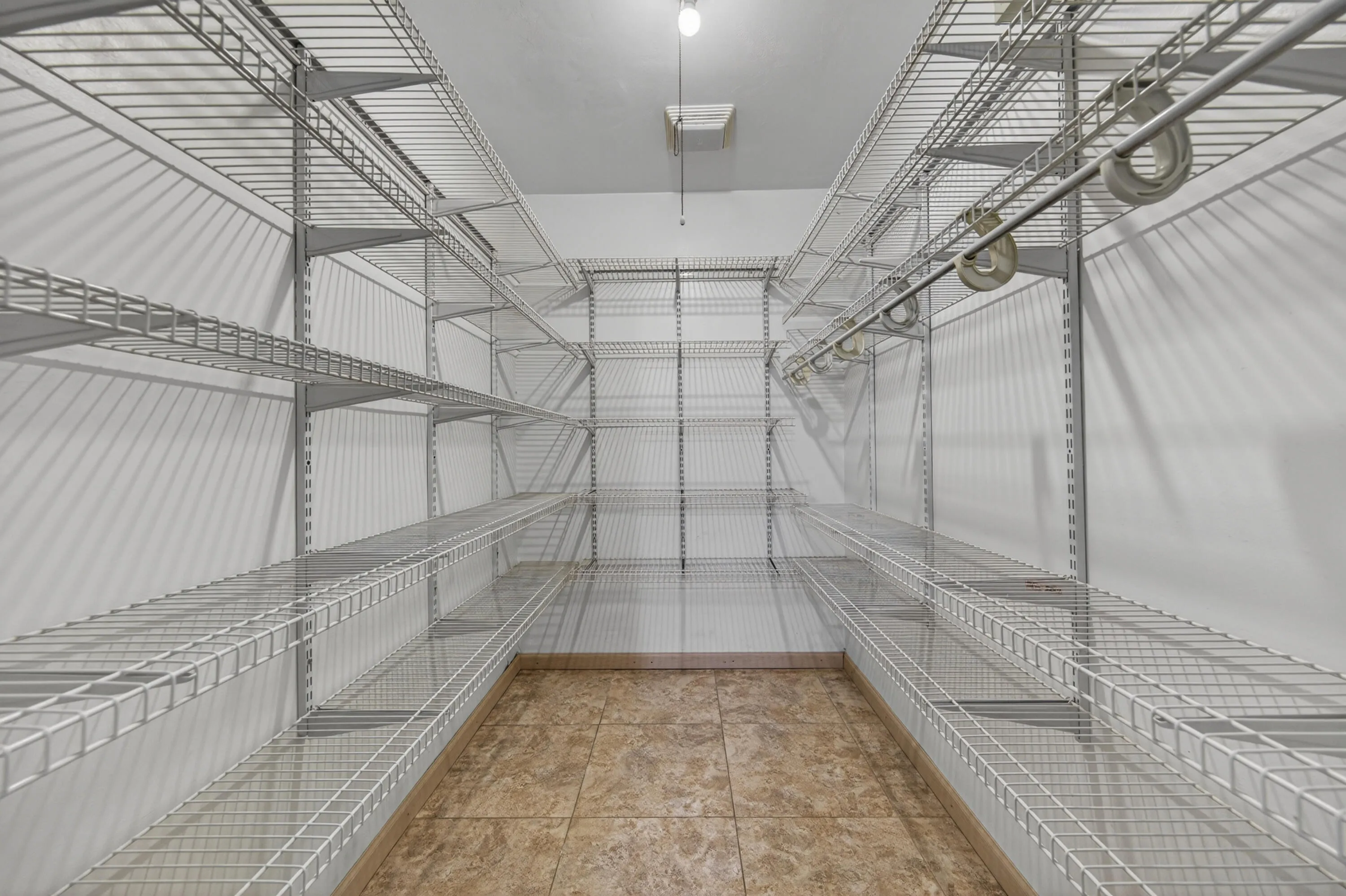 walk in closet