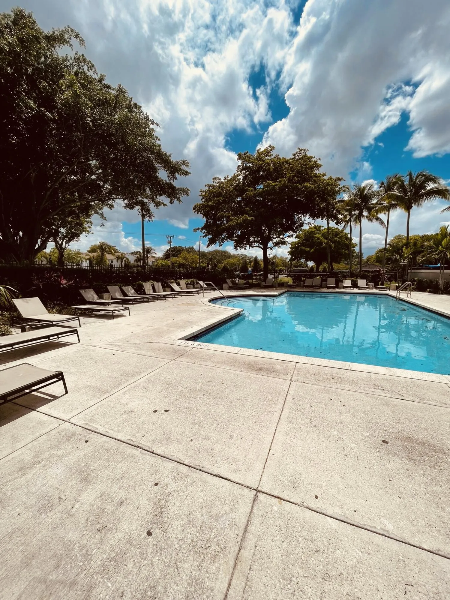 pool 44