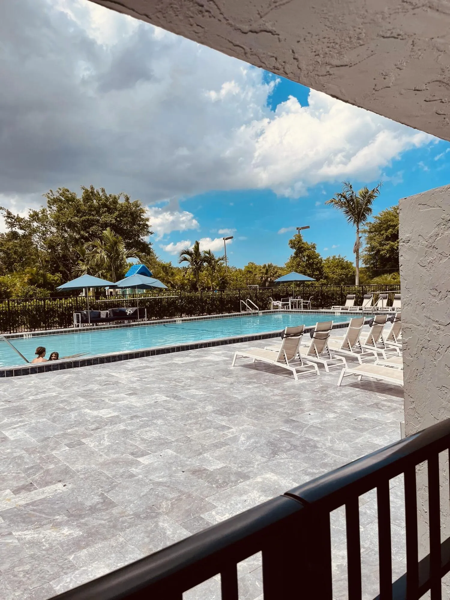 pool 4