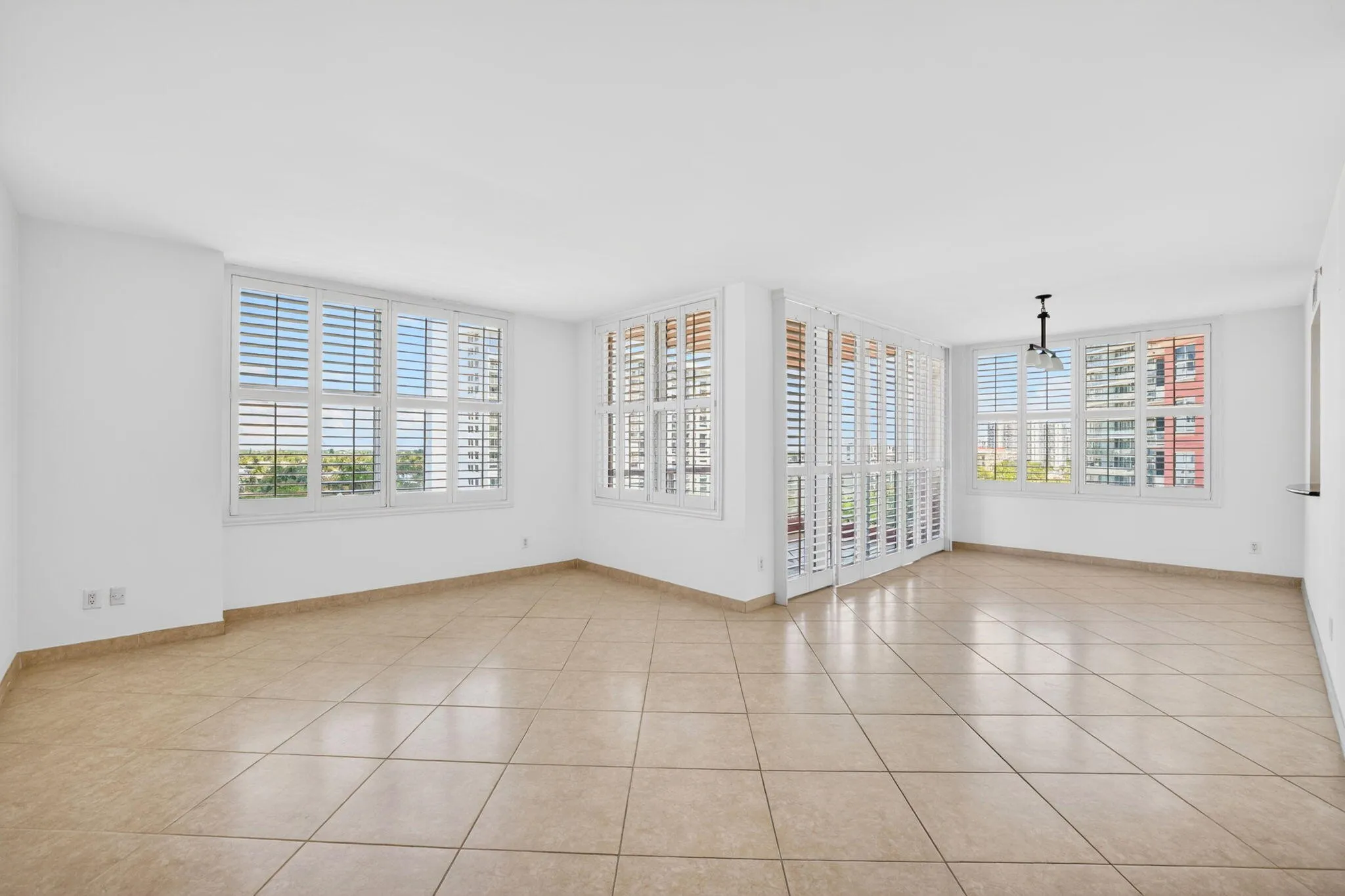 11-web-or-mls-699A4553