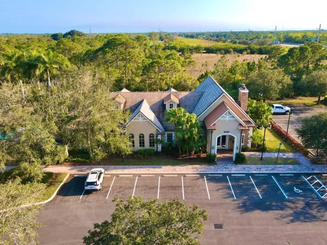Community Clubhouse .jpg-SMALL