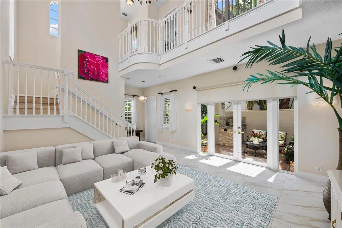 Grand Separate Living Room
