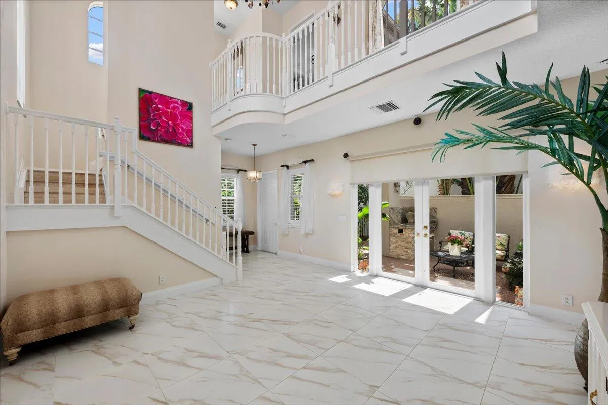 Grand Separate Living Room