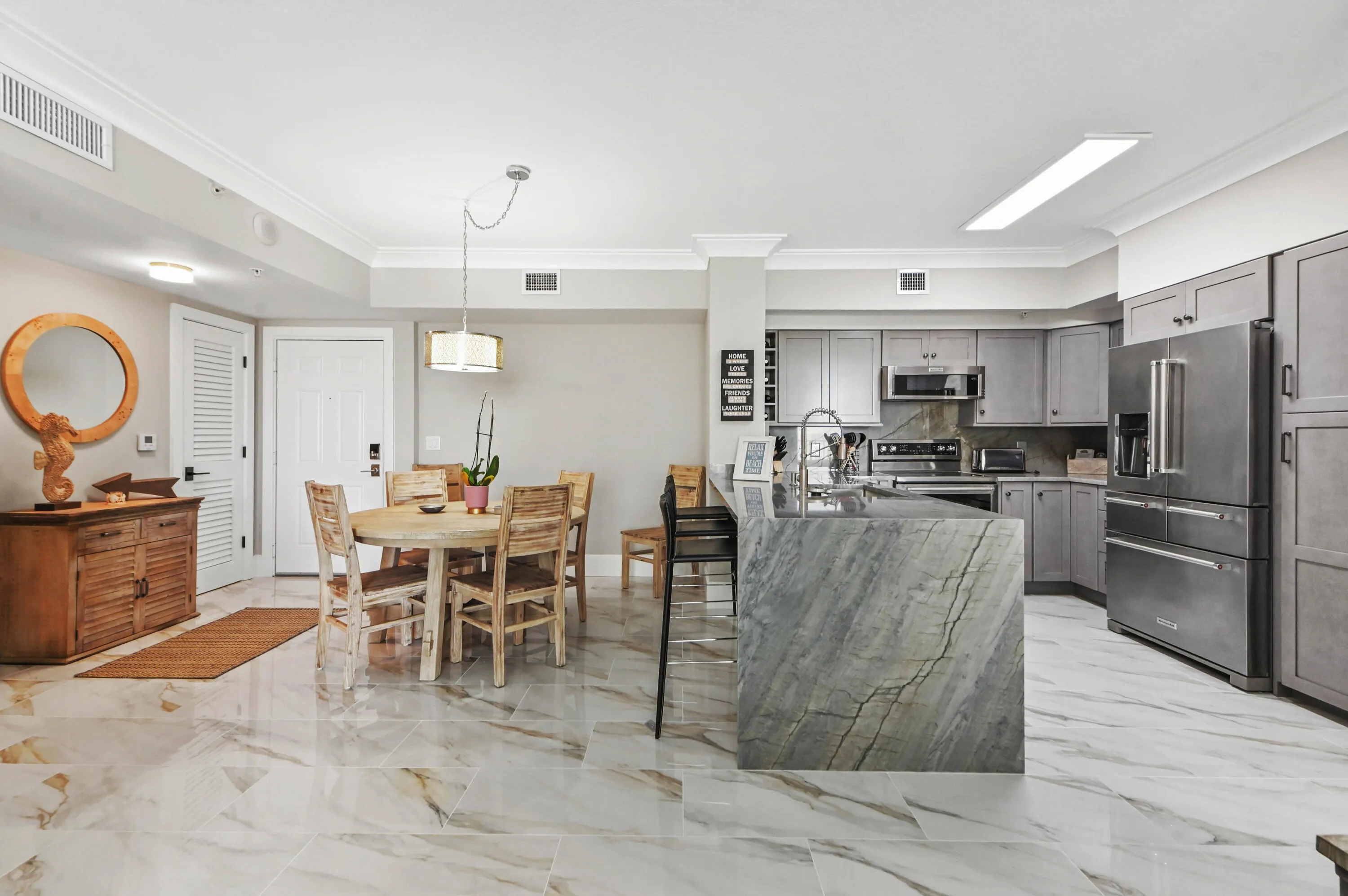 22 Dining room 03