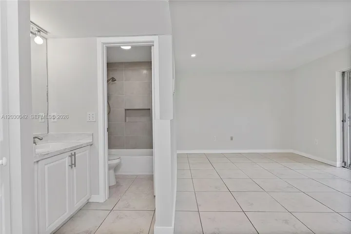 Suite with walking closet and private balconey