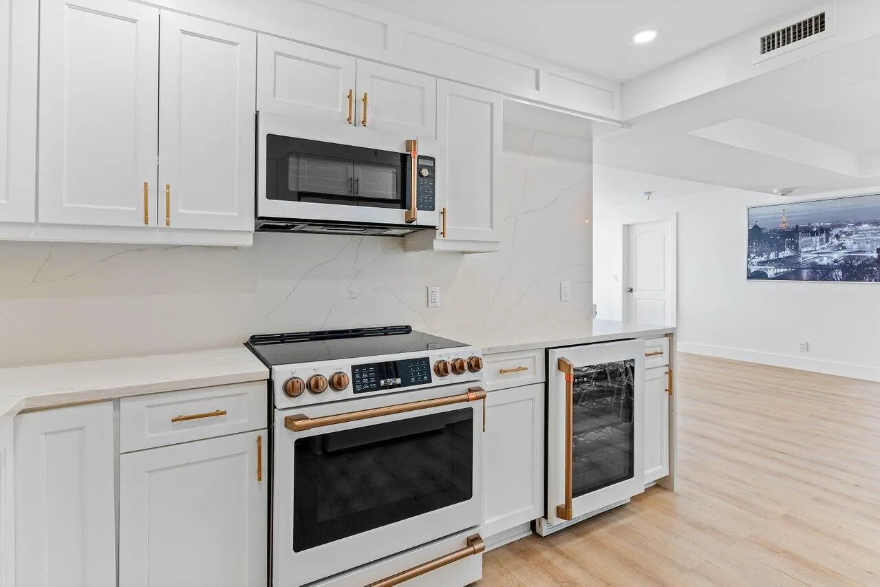 006-1701SouthFlaglerDrive-WestPalmBeach-