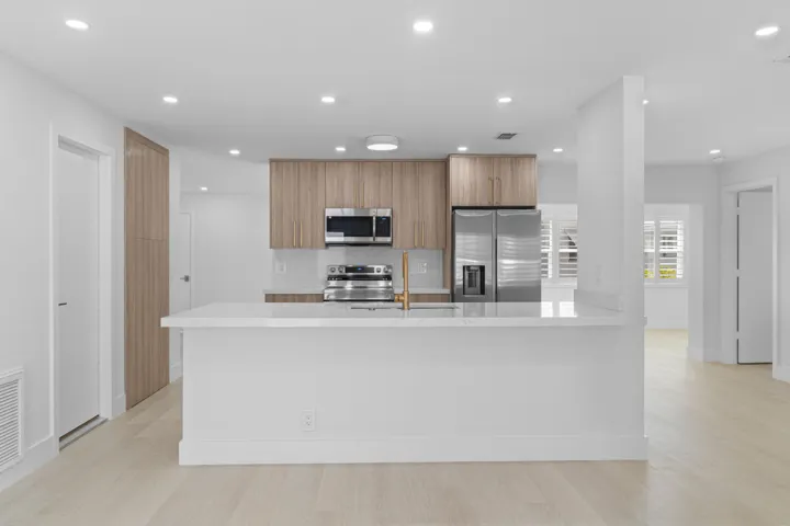 Living/Kitchen