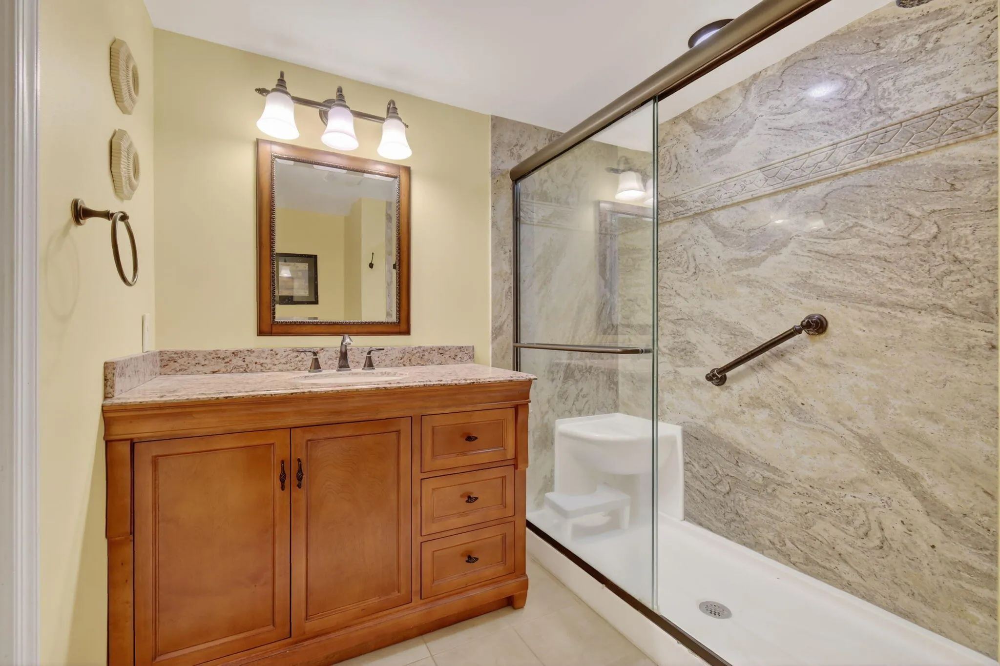 bathroom1