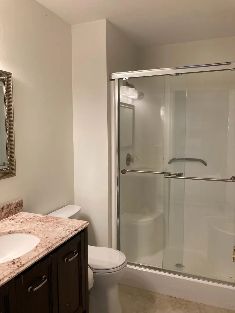 2nd Bathroom