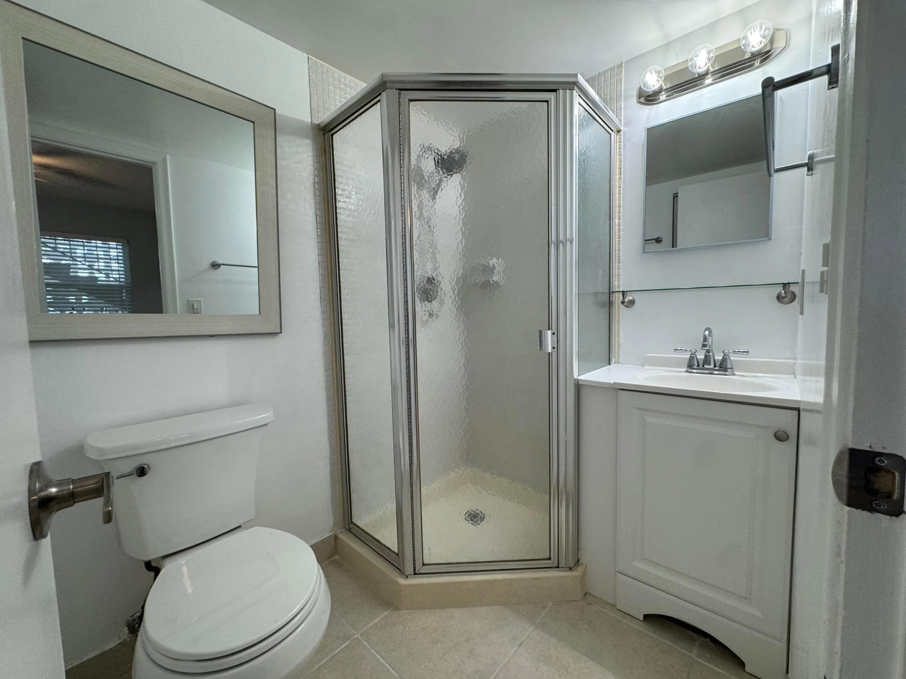 Bedrooom 2 Bath