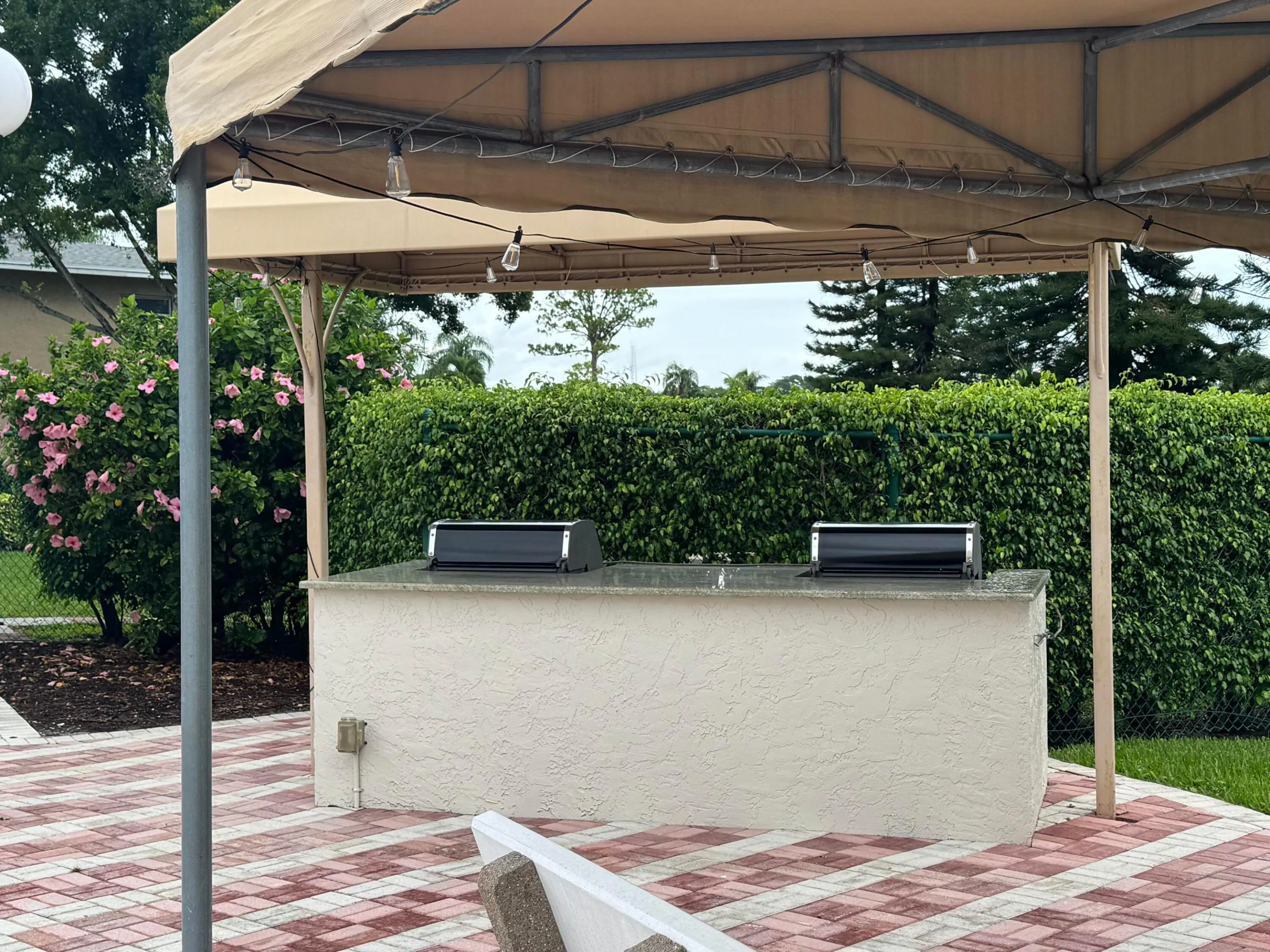 Grill area