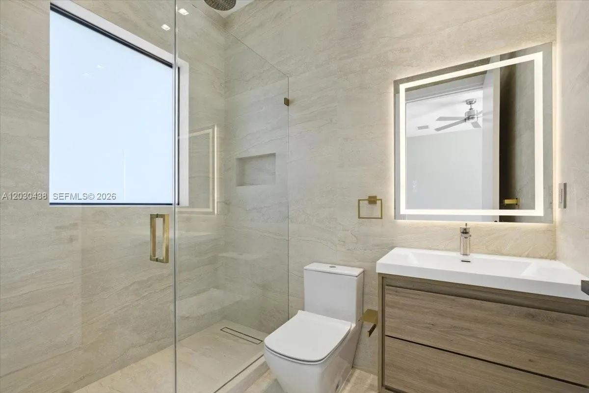 Property photo 61