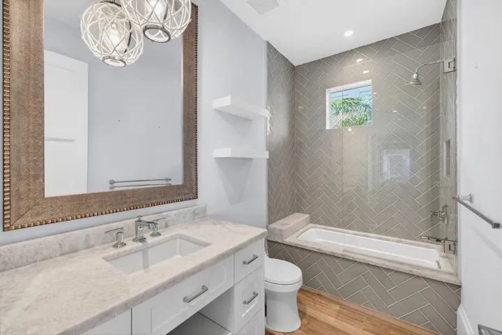 Bedroom Suite 2 Bath