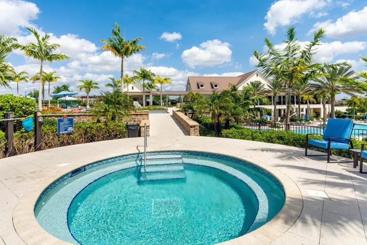 714 Hookline Cir Loxahatchee-large-053-0