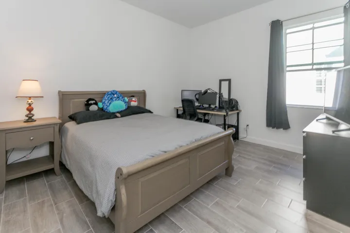 714 Hookline Cir Loxahatchee-large-033-0