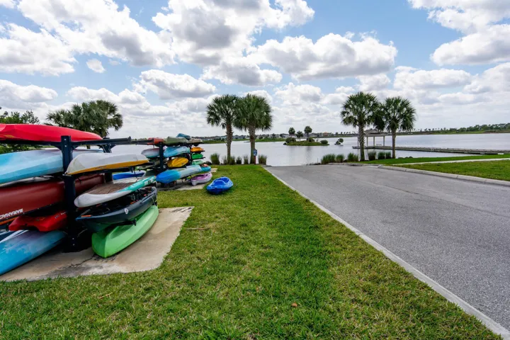714 Hookline Cir Loxahatchee-large-058-0