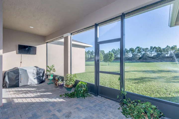 714 Hookline Cir Loxahatchee-large-039-0