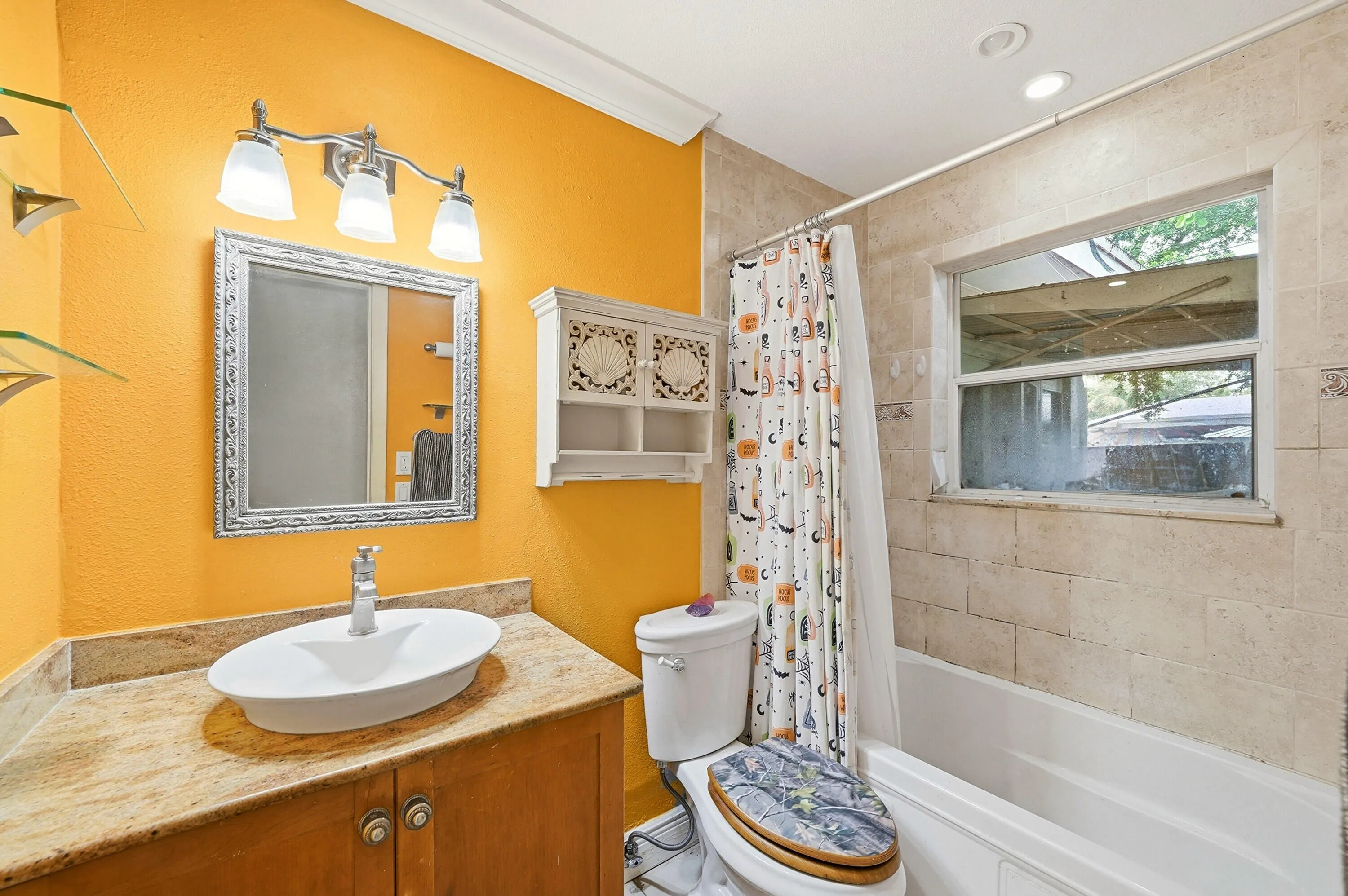 15_bathroom