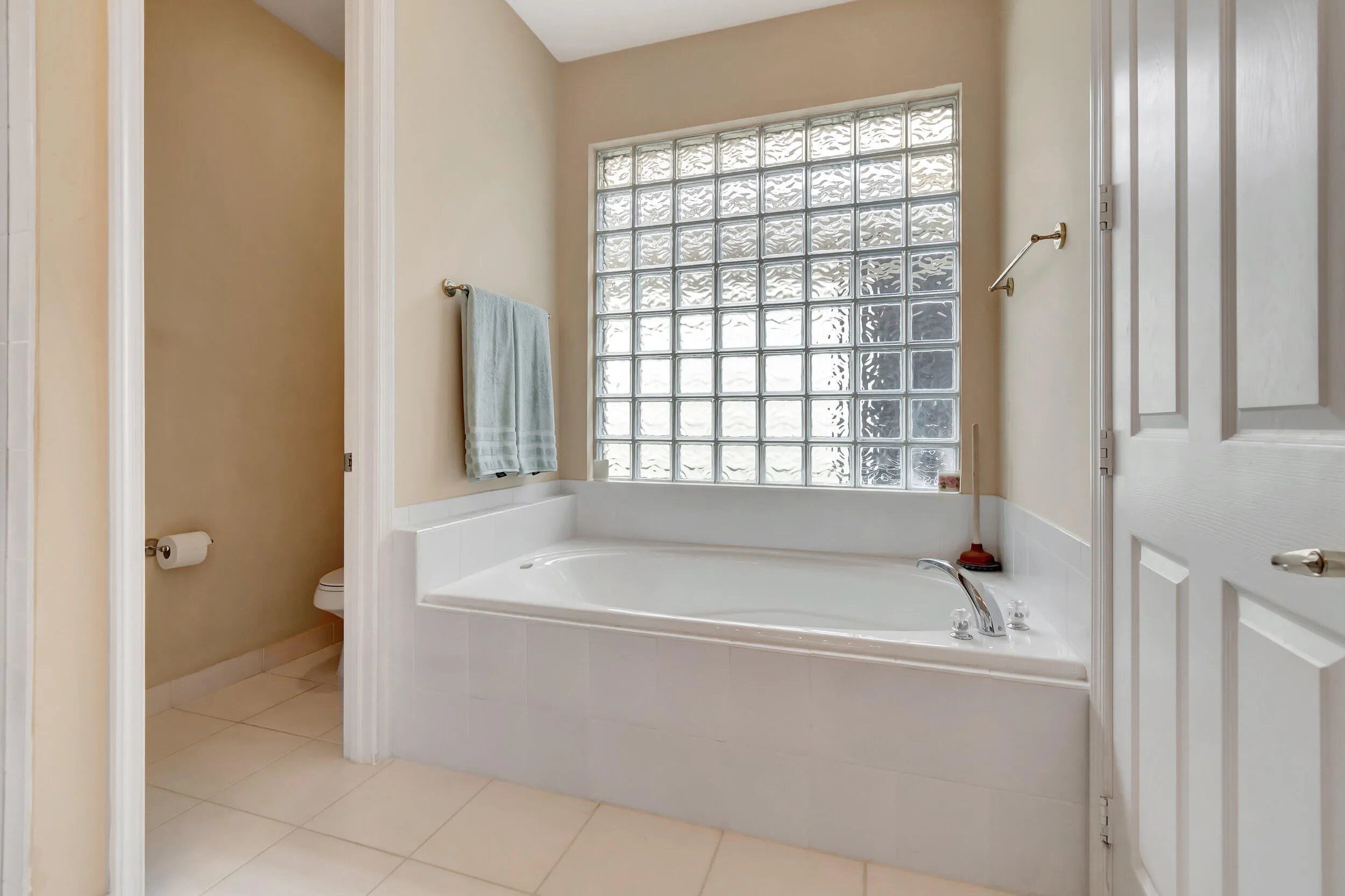 Sep Tub & Loo