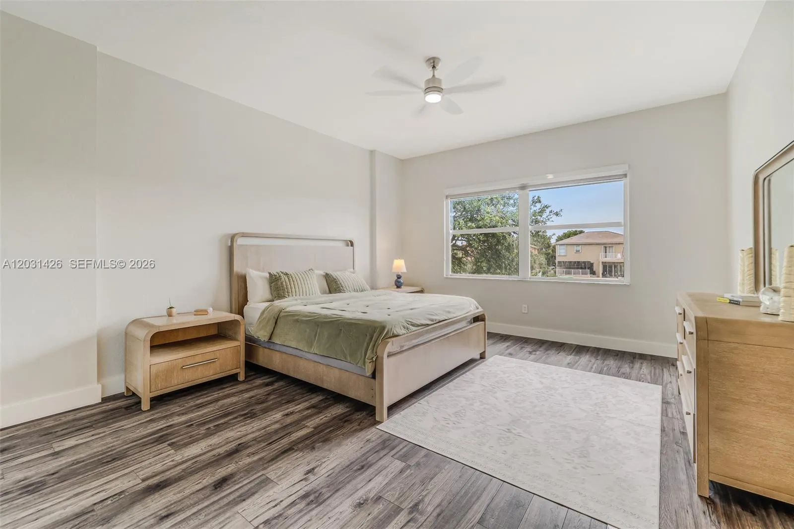 Property photo 250