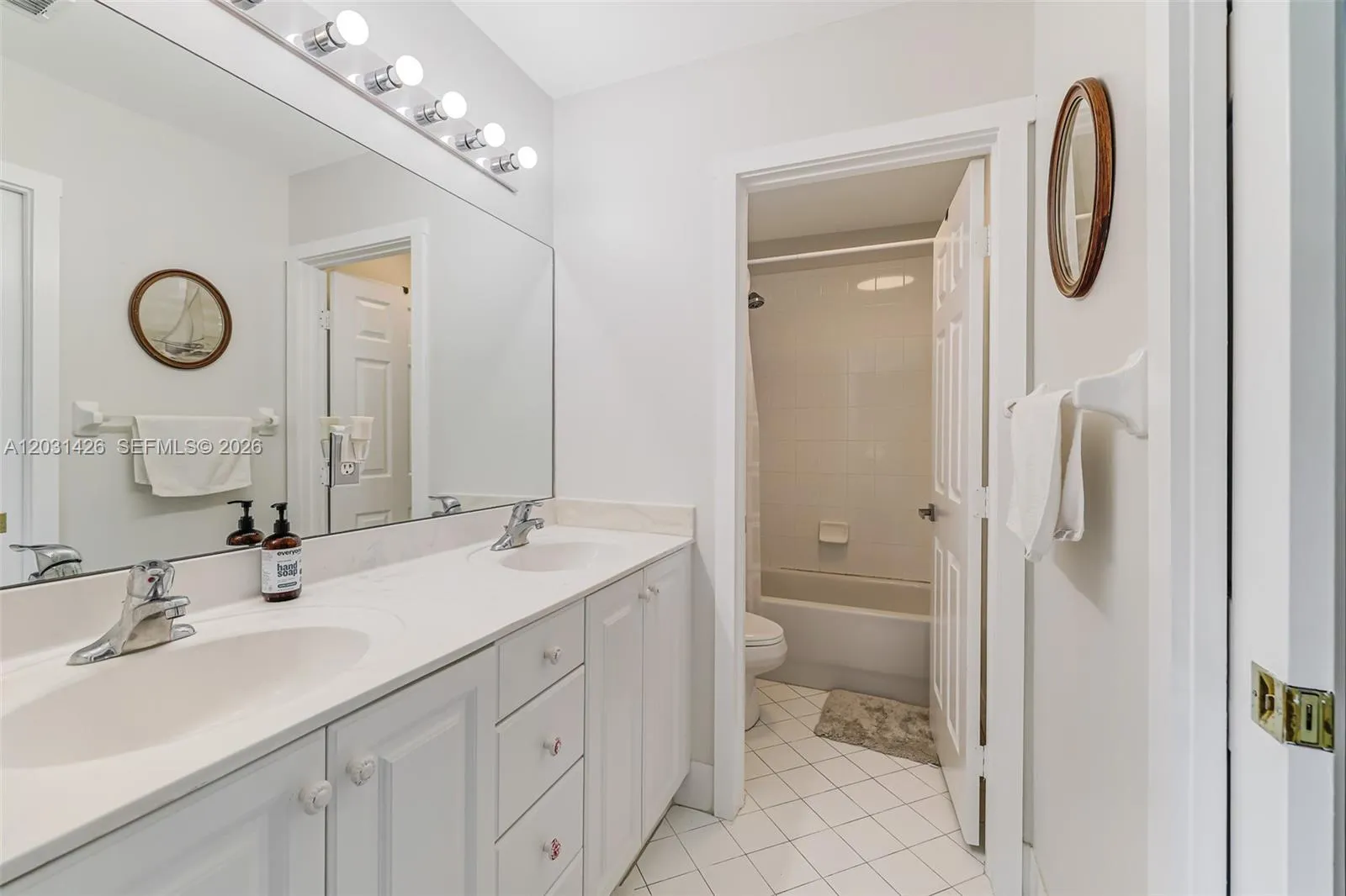 Property photo 344