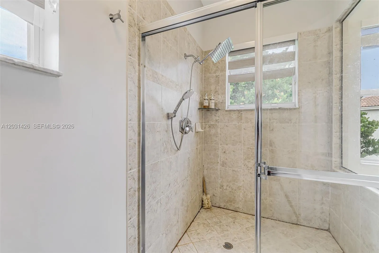 Property photo 308