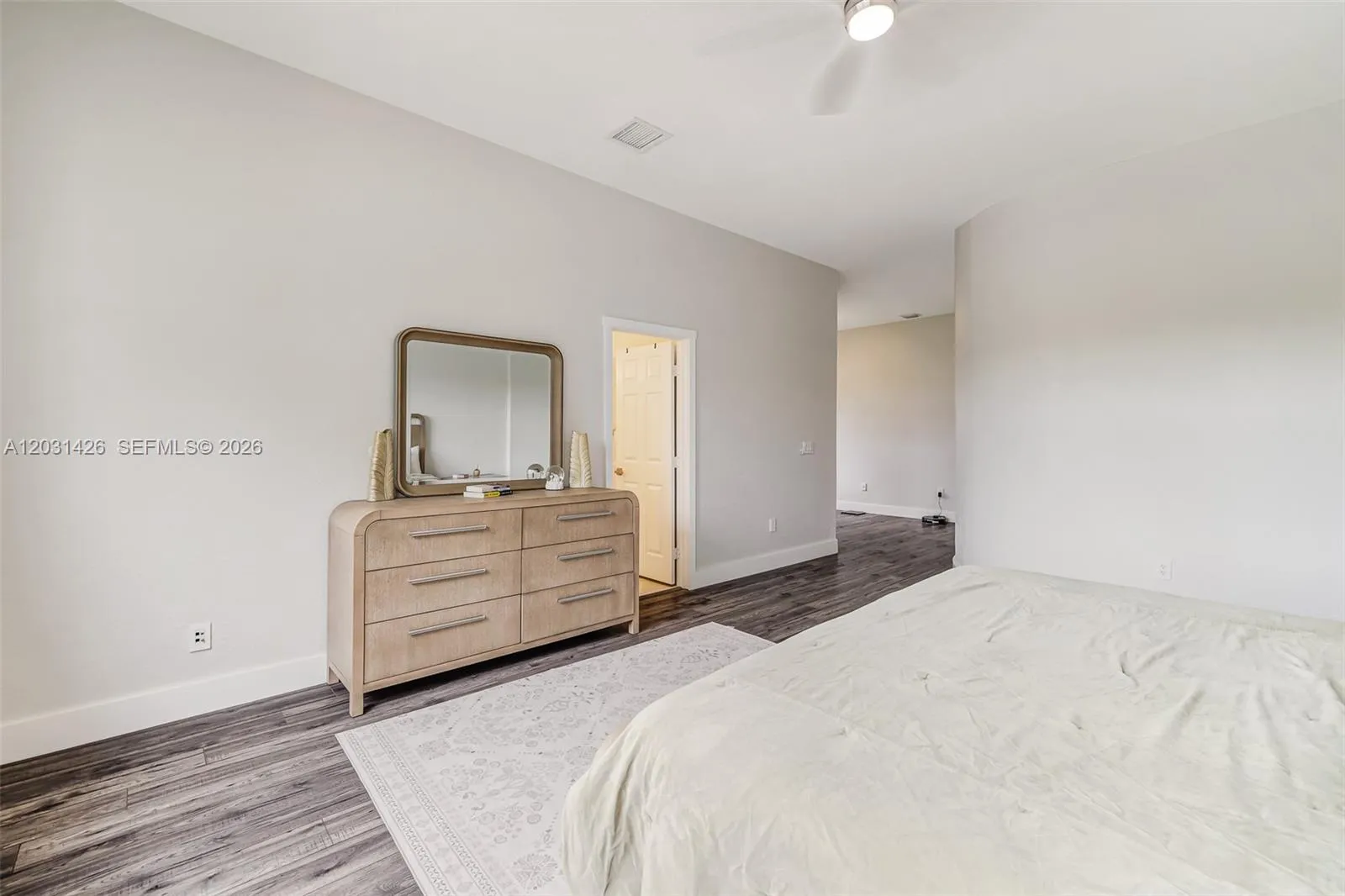 Property photo 275