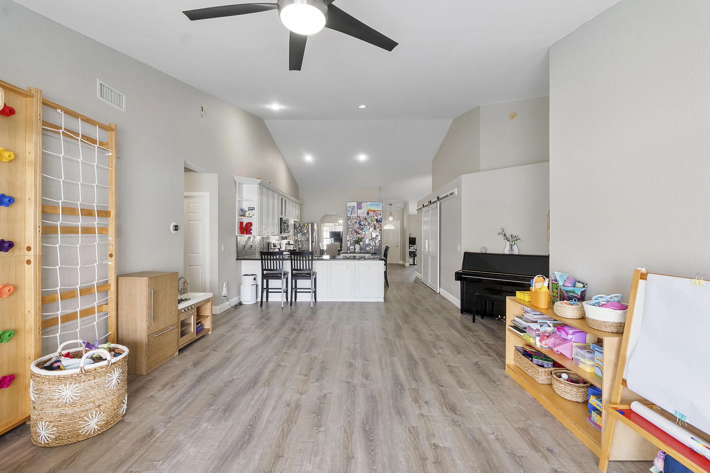 18242 Blue Lake Way_038