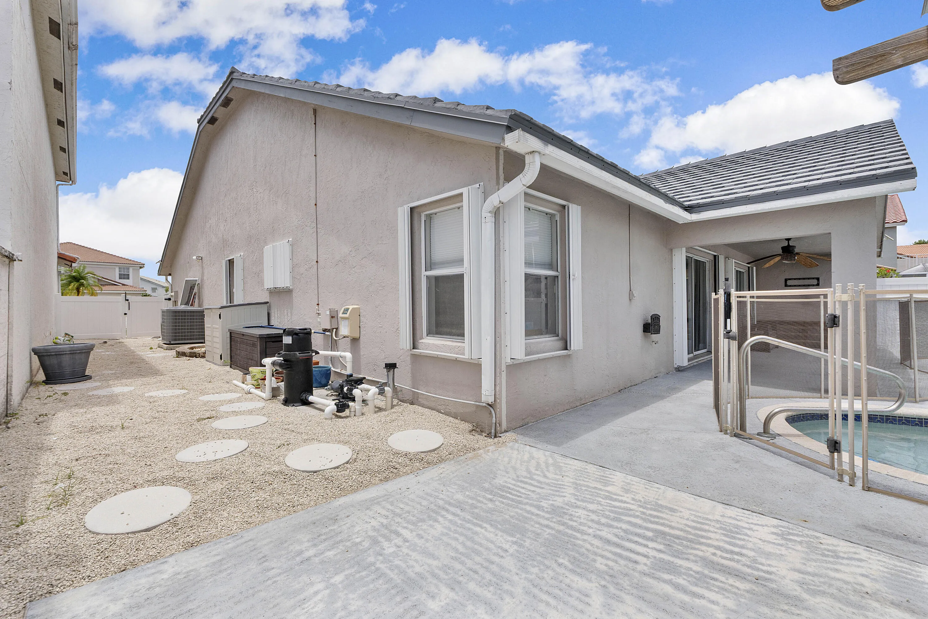 18242 Blue Lake Way_054