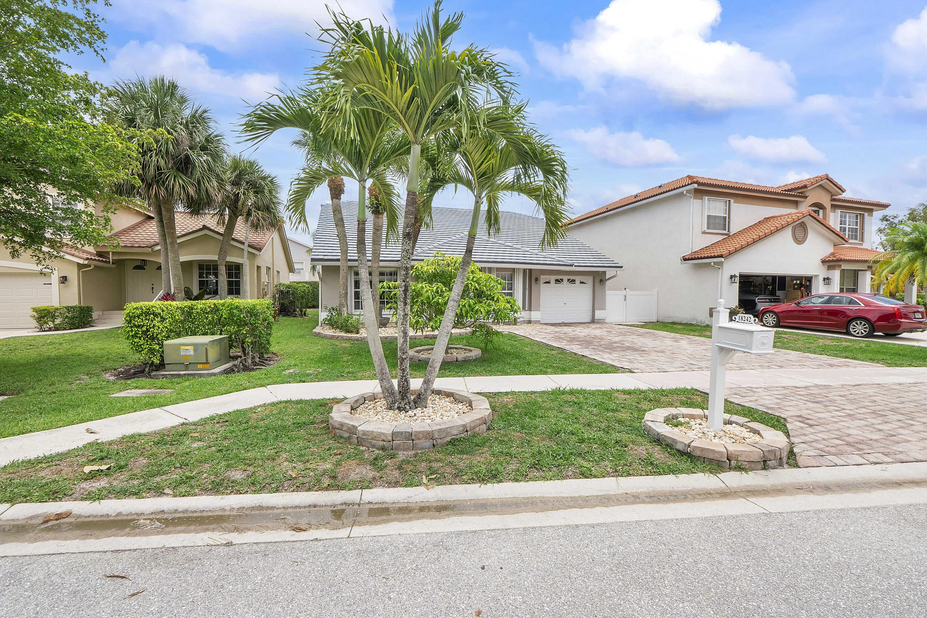18242 Blue Lake Way_020
