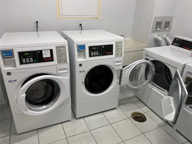 Photo 34