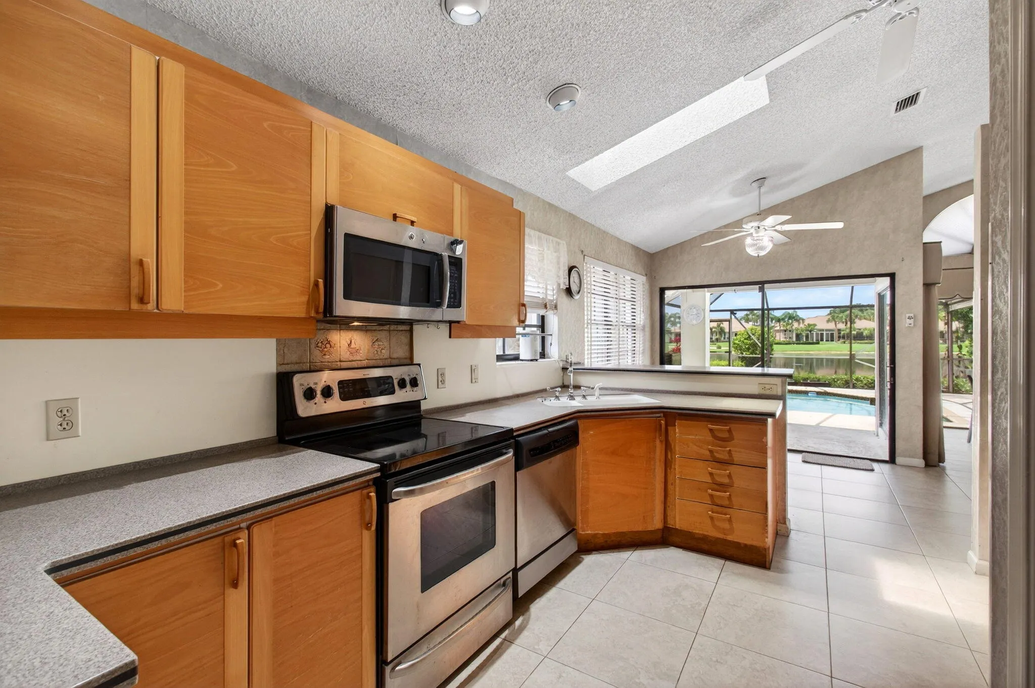 Re-create a New Kitchen Design