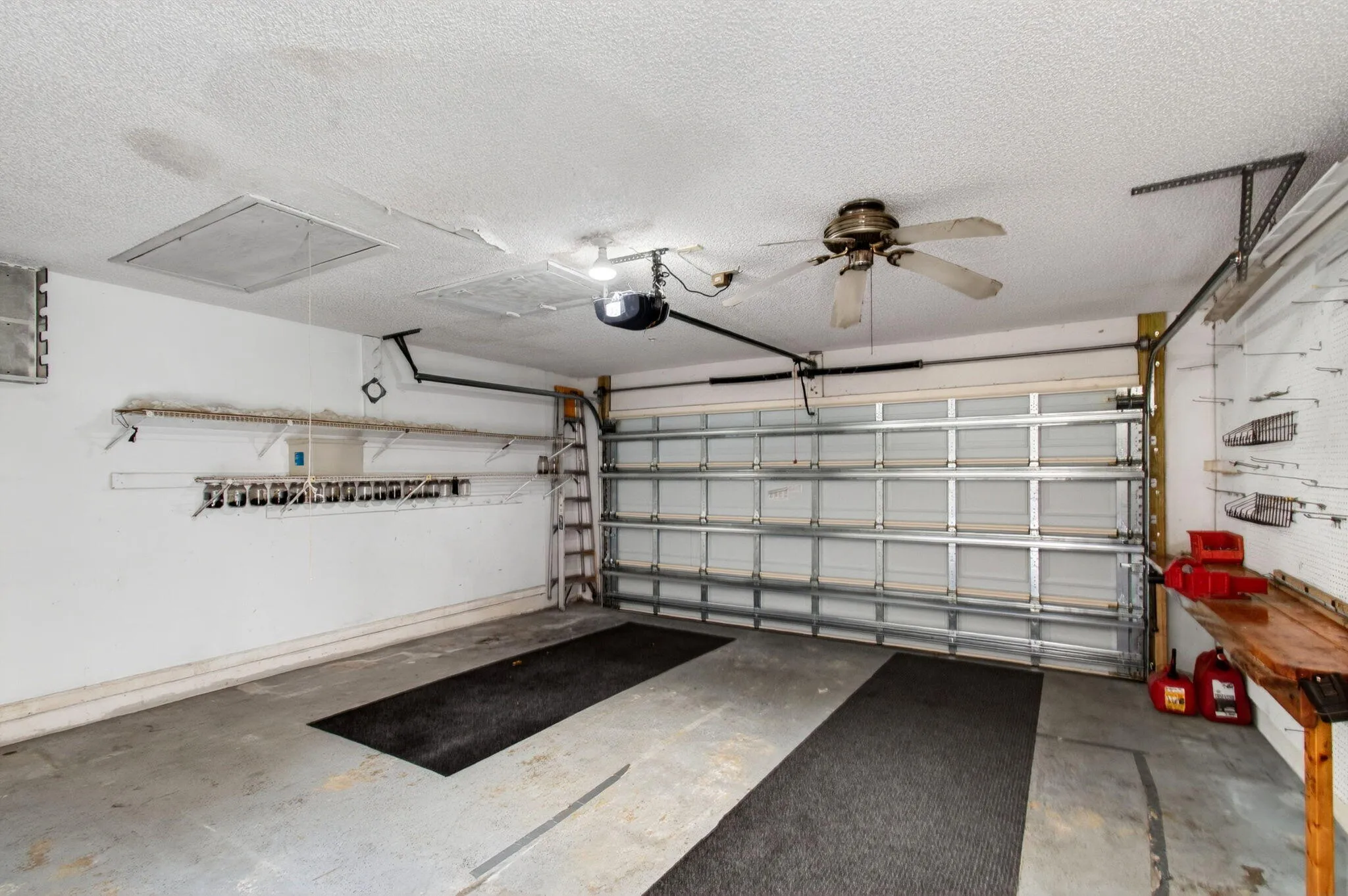 2 Car Garage
