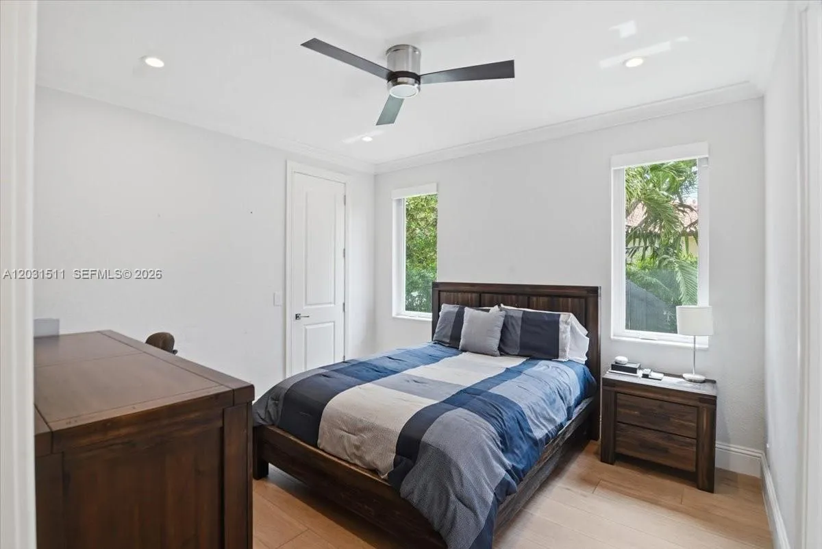 Property photo 78