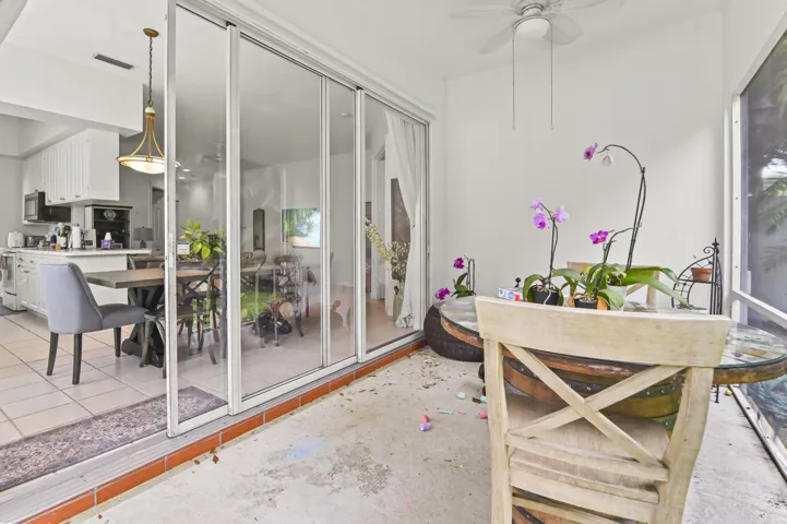 31 Patio 01