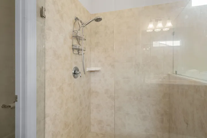 4127SienaCirWellington23-1