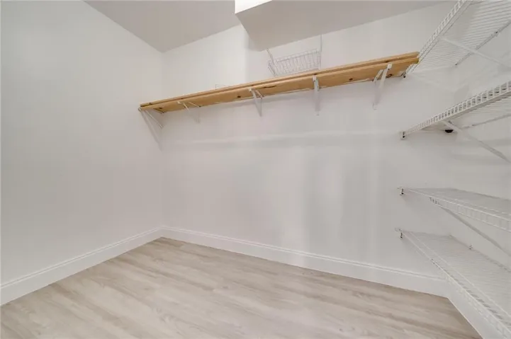 Walk in Closet