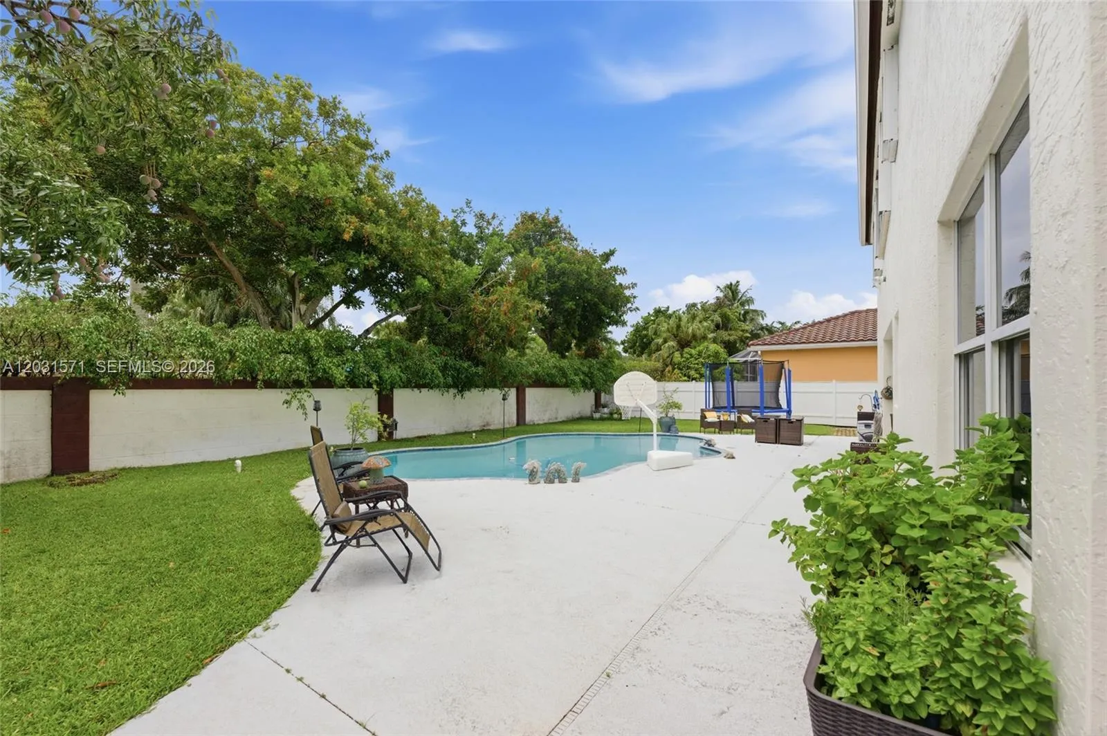Property photo 50