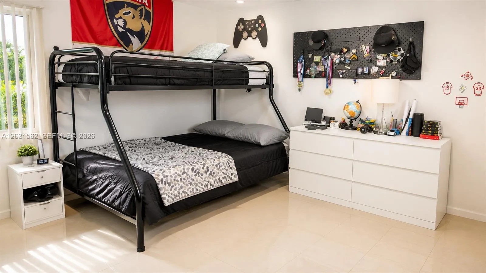 Photo 11