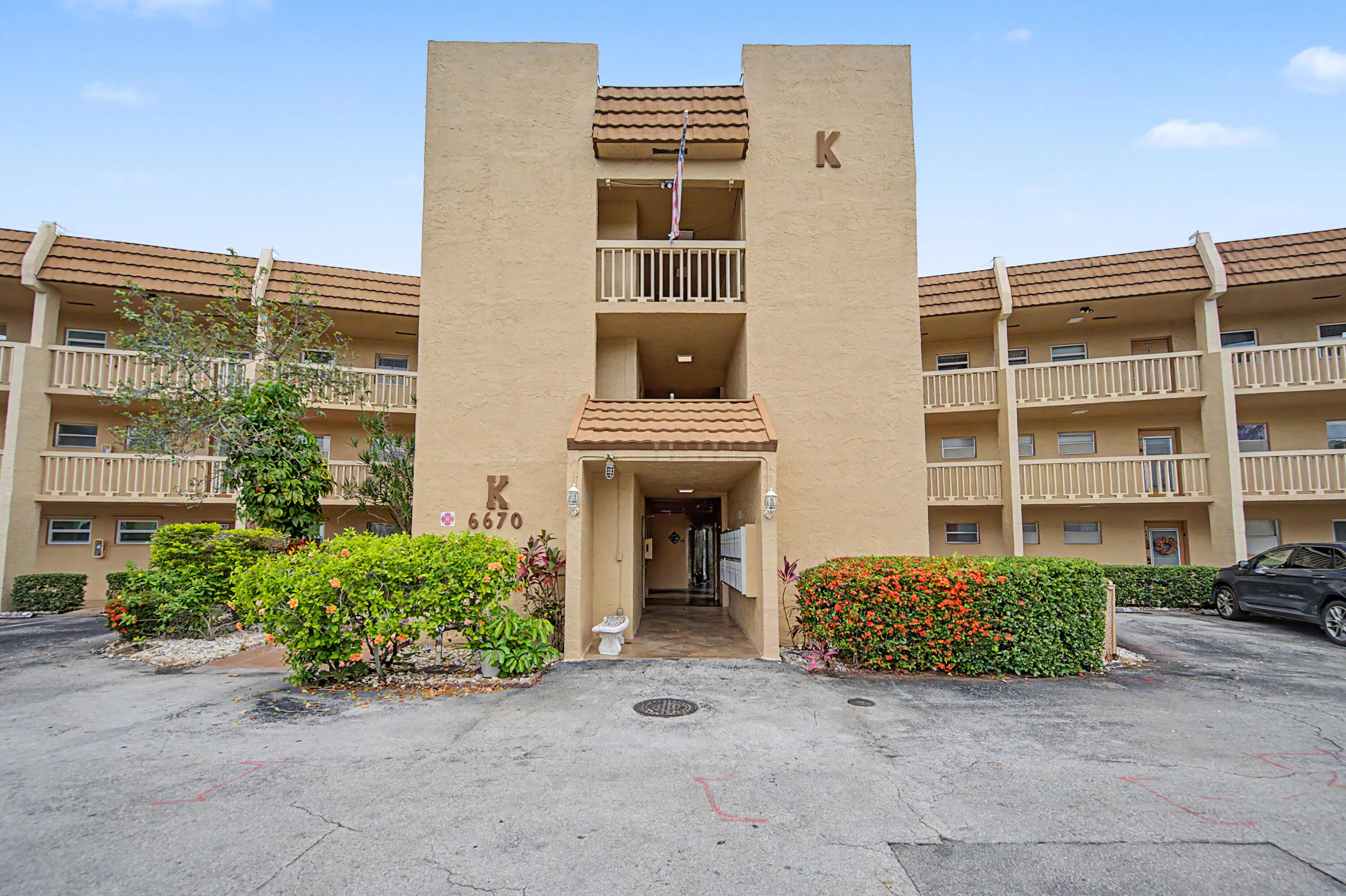 6670 Royal Palm Blvd - Apt 314k - Margat