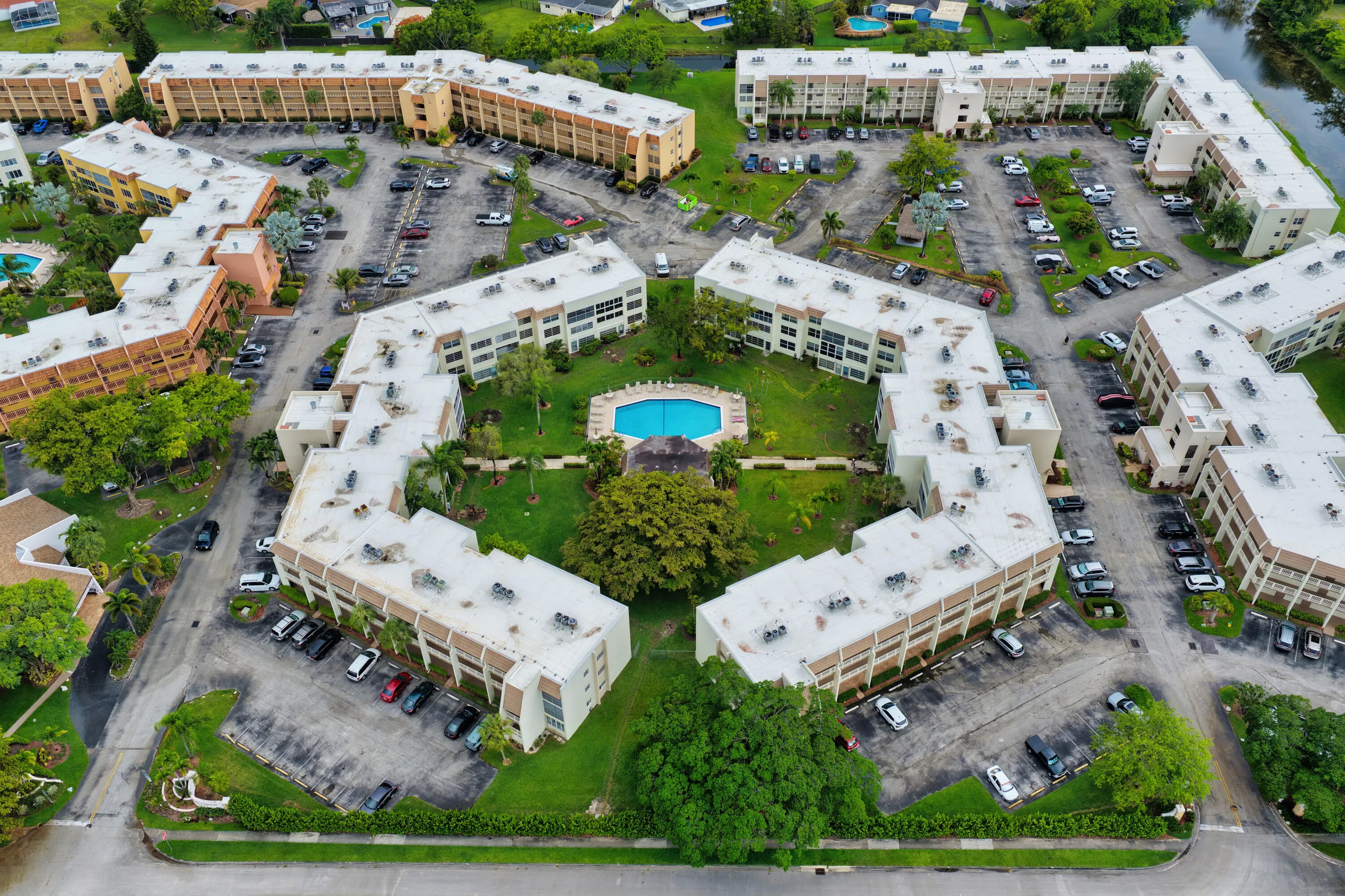 6670 Royal Palm Blvd - Apt 314k - Margat