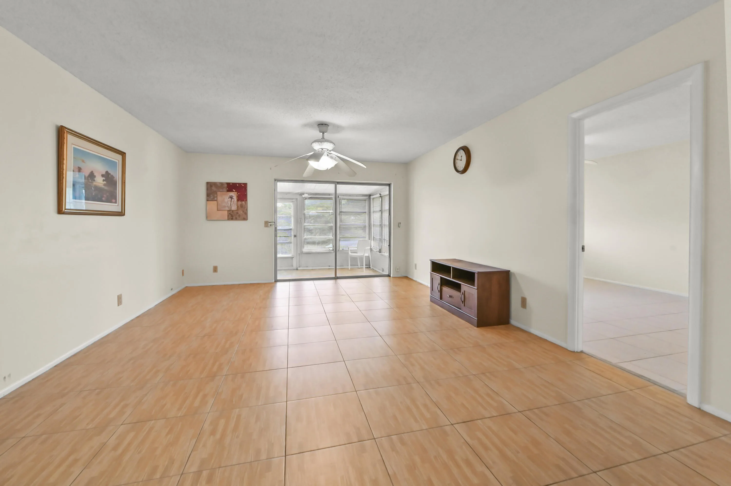 09 Living room 03
