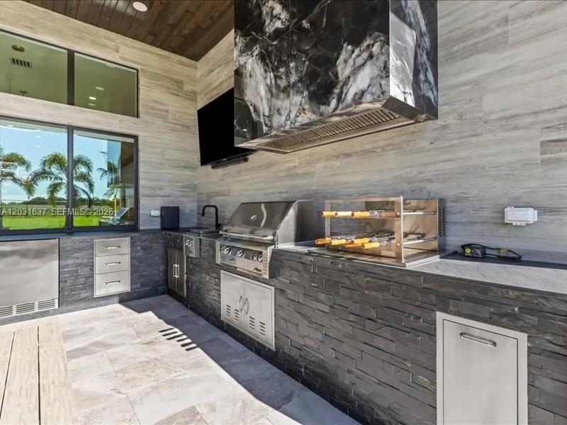 Property photo 63