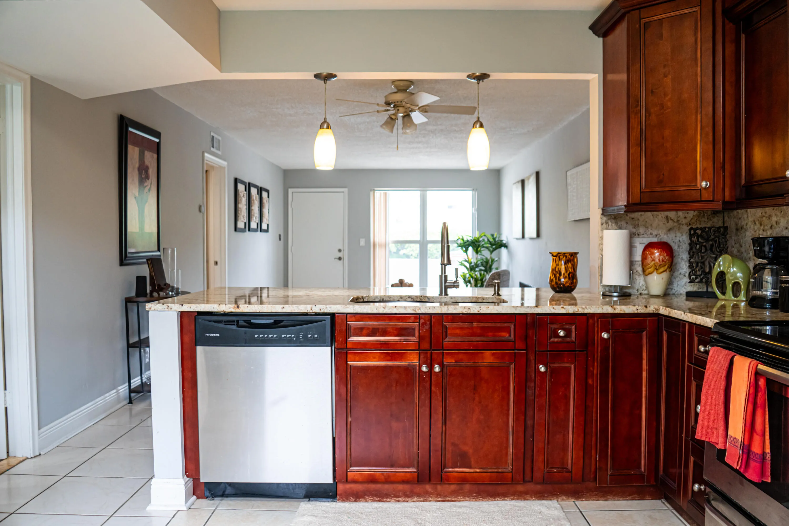 55 SE 14th Street -13