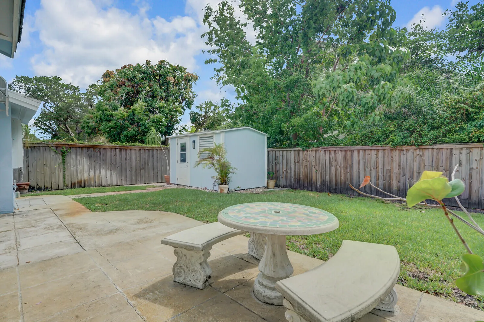 3410 Poinsettia Ave (31)