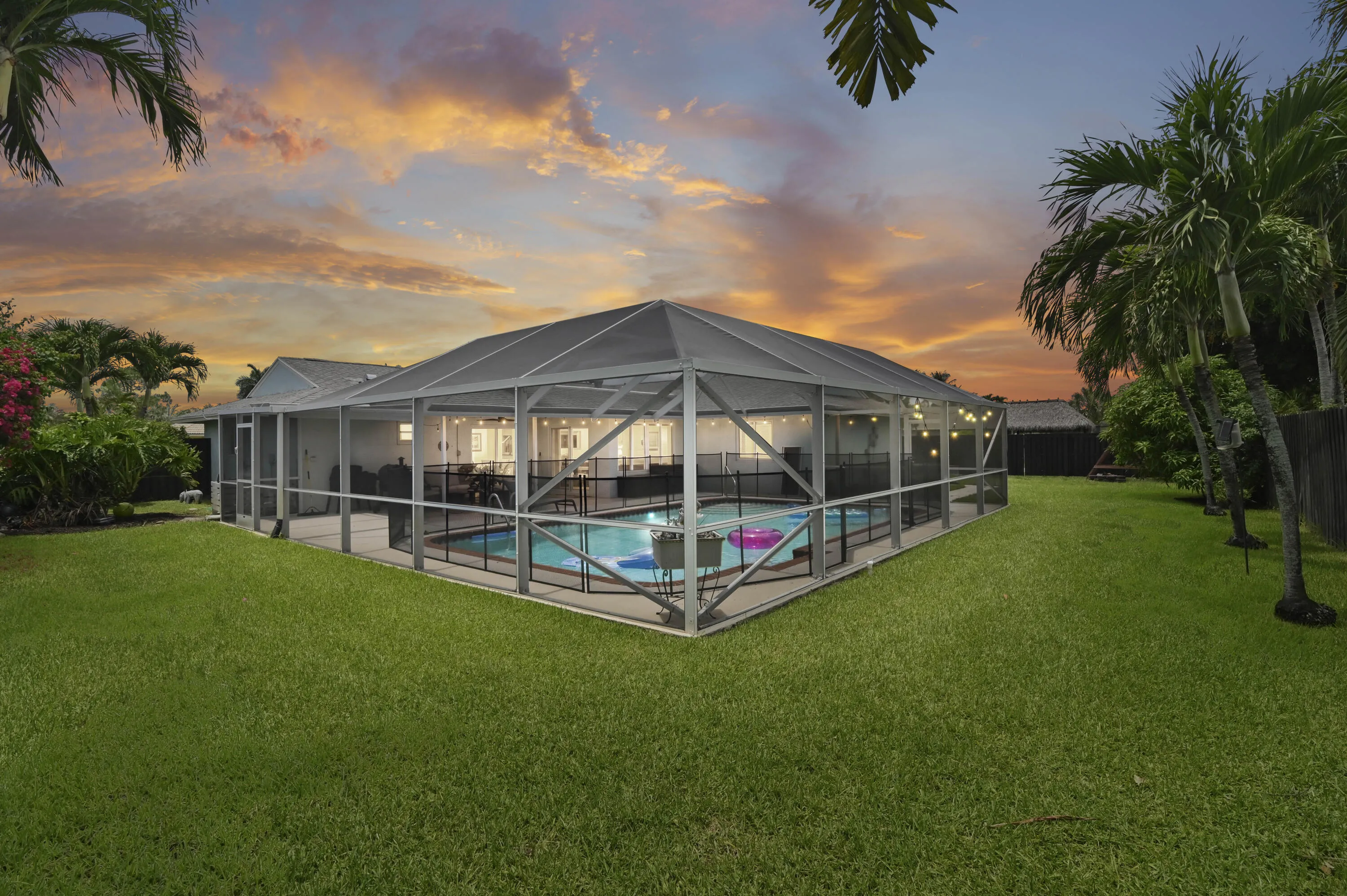33 Backyard 01 1