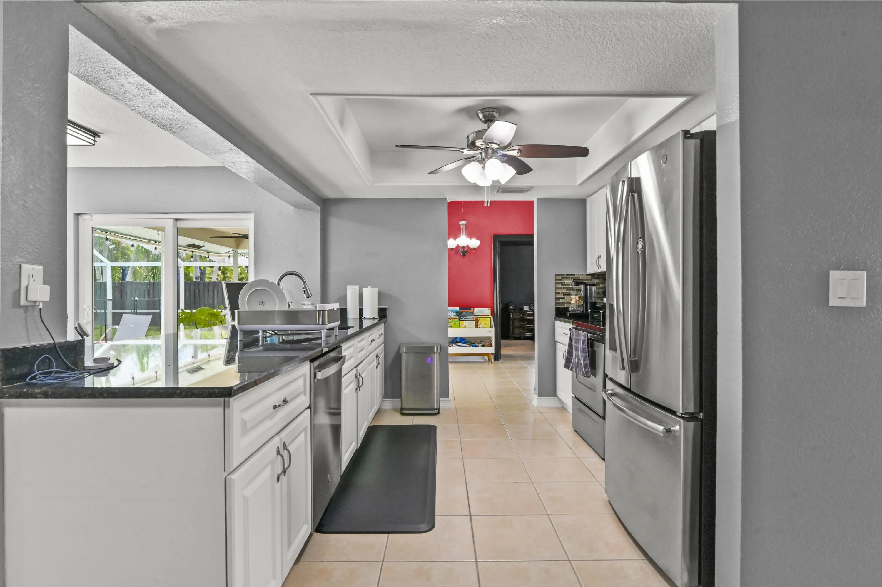 12 Kitchen 03