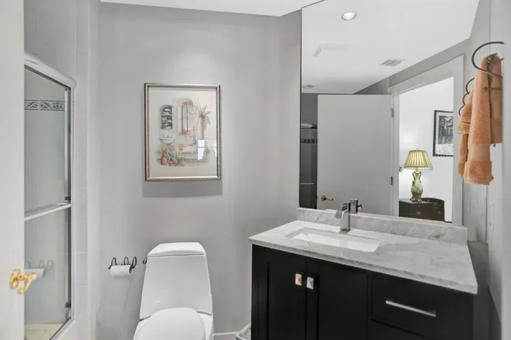 BATHROOM #2
