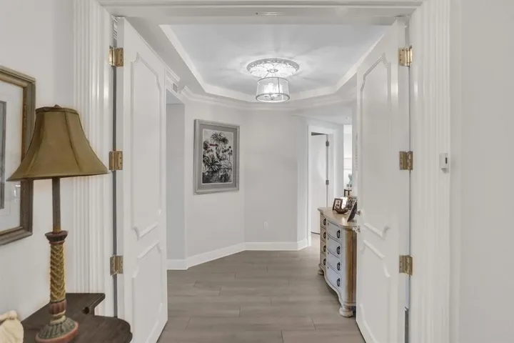 MAIN FOYER